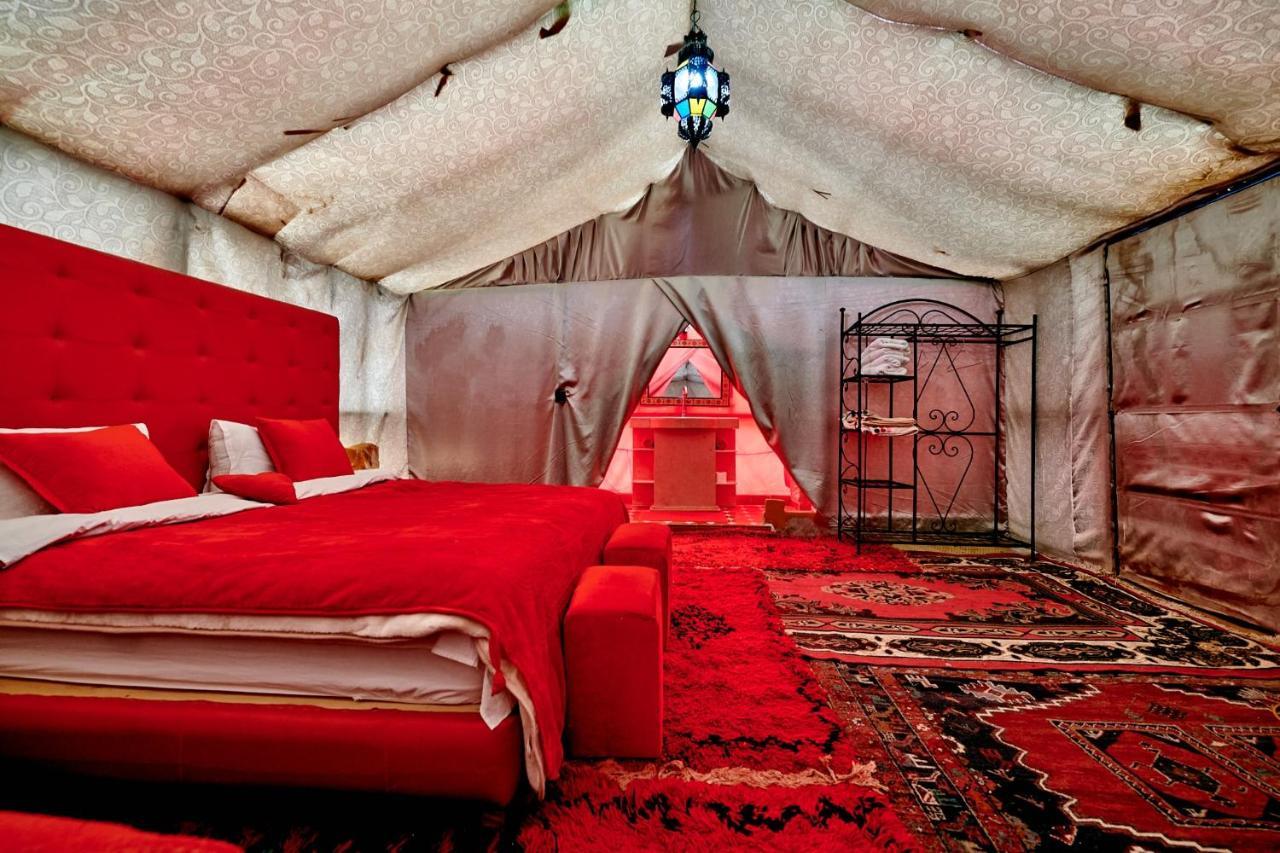 Fabulous Luxury Camp Hotel Merzouga Eksteriør billede